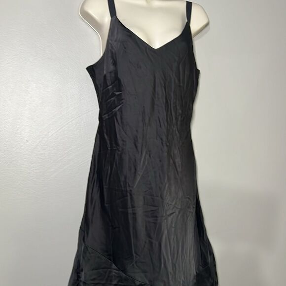 Express Front Vent Satin Maxi Dress - Picture 3 of 7